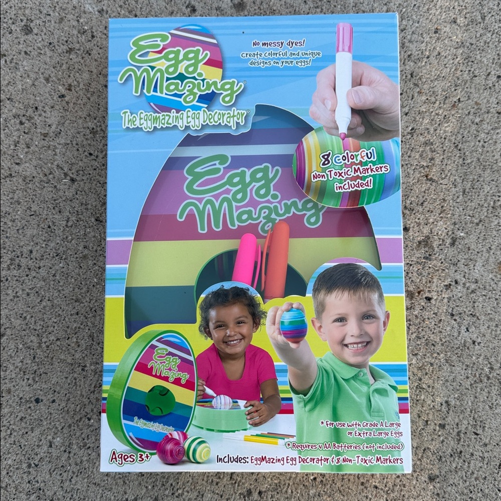 Egg-Mazing Egg Decorator with Markers, NIB